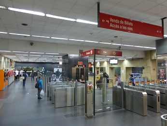 スペイン　セルカニアス近郊線　クロット駅