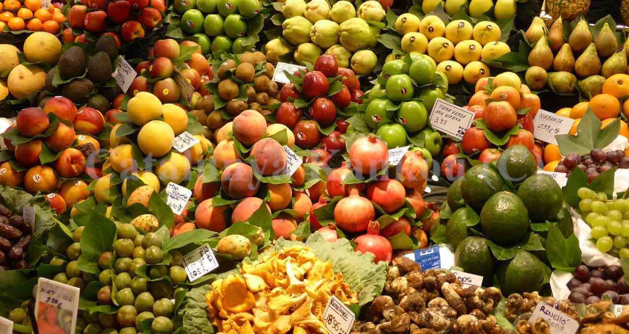 サンジュセップ市場　バルセロナ　ラボケリア