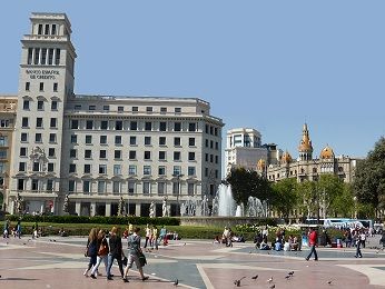 バルセロナ　カタルーニャ広場