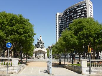バルセロナ　テテュアン広場