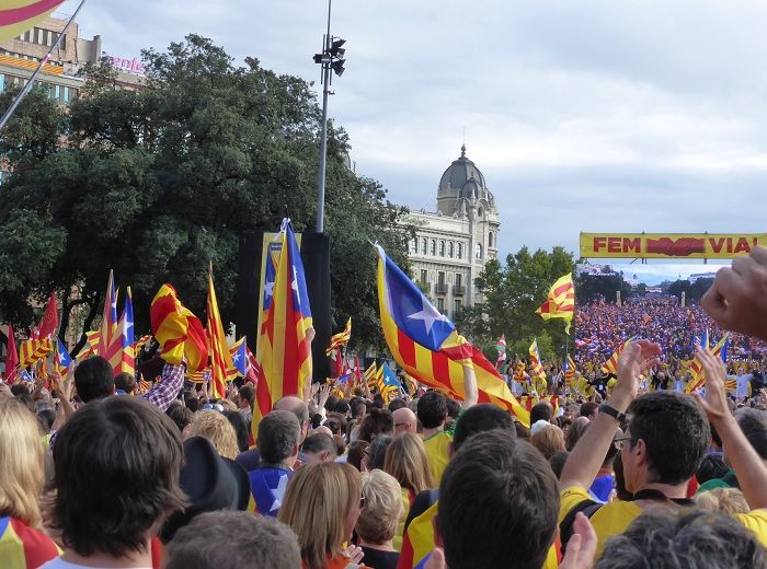 カタルーニャ広場、カタルーニャ独立、デモ