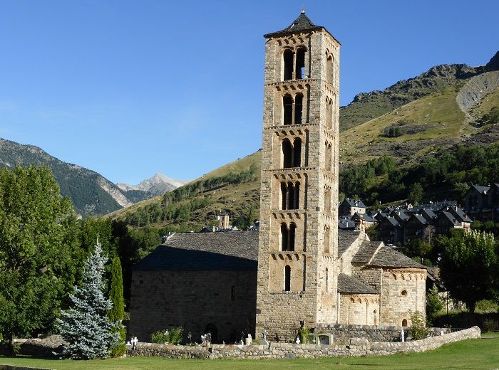 バル・ダ・ボイ　教会