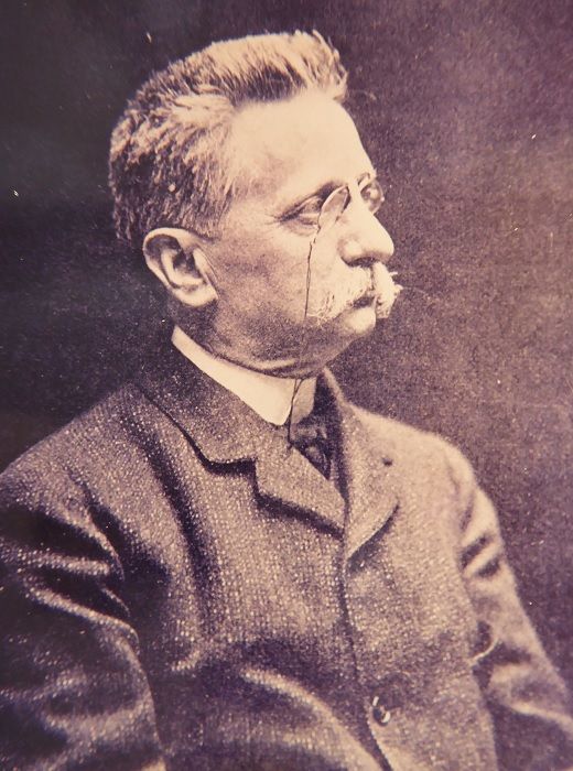 建築家　ムンタネー