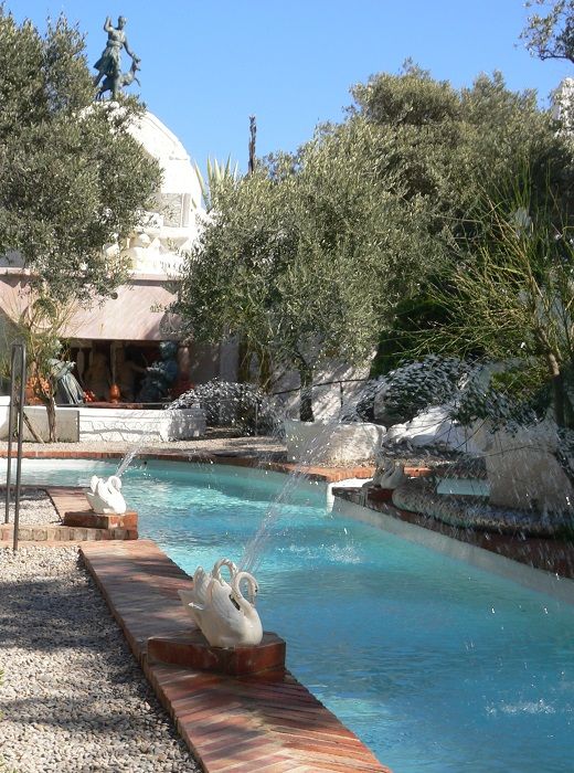 ダリ 卵の家 ポールリガット湾