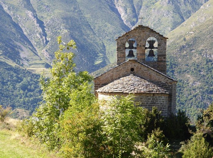 ピレネー山脈　庵